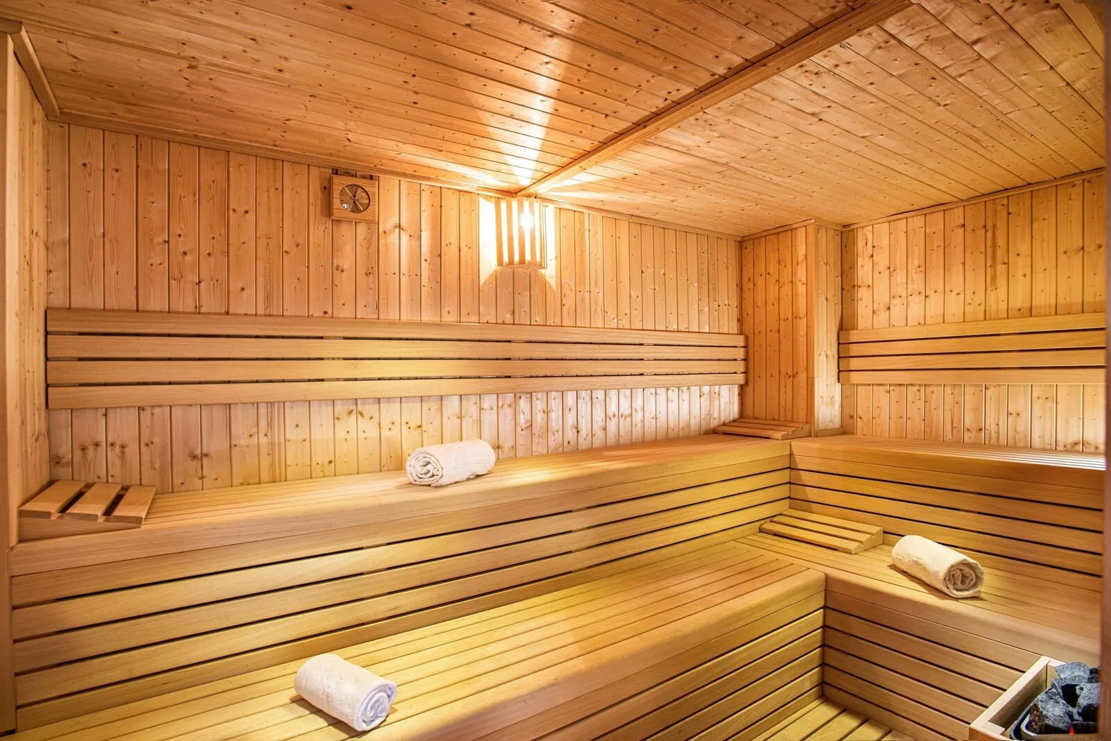 Princess Inspire Tenerife: A wooden sauna with benches and benches with towels