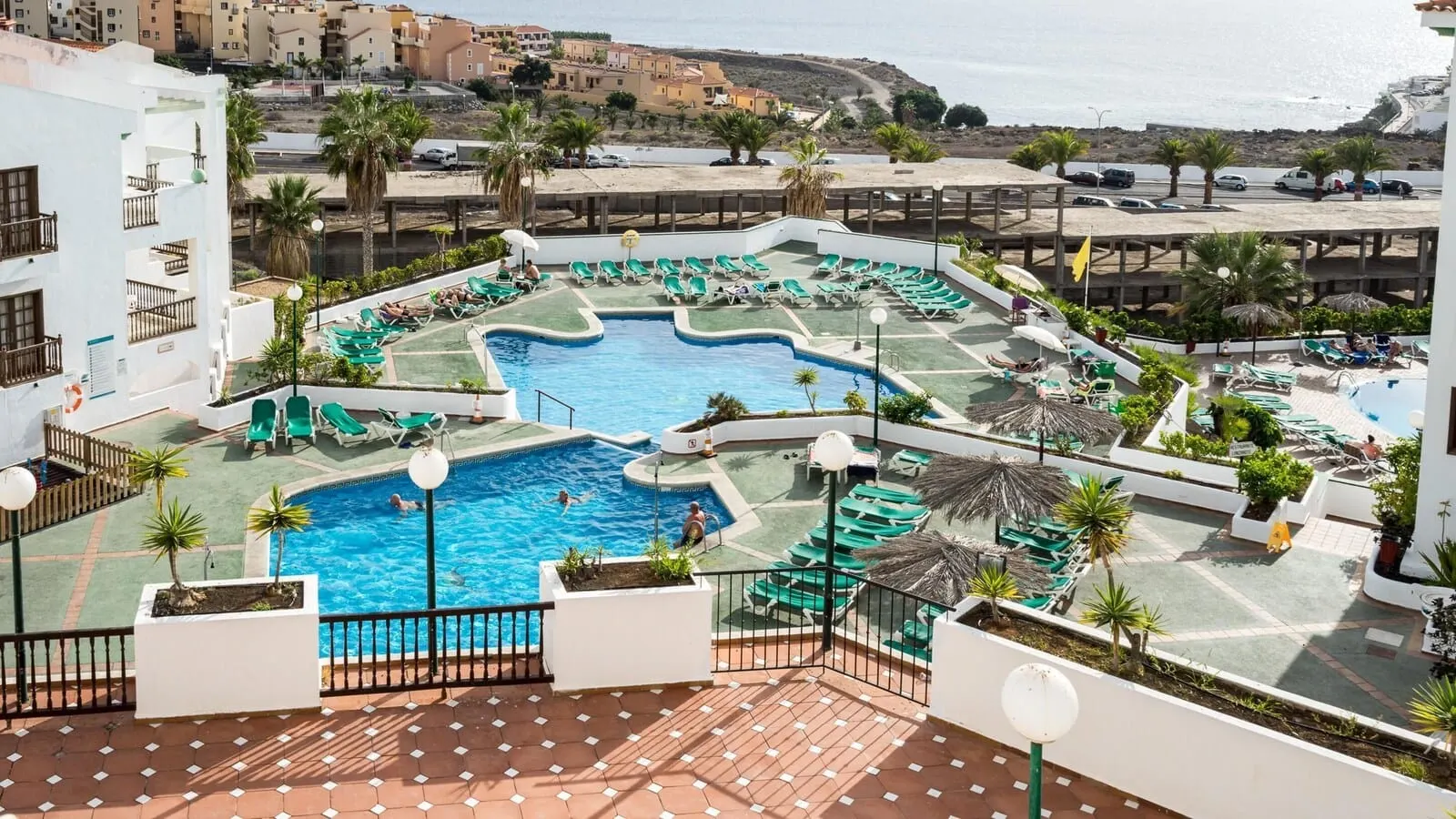 BLUESEA Callao Garden: Outdoor pool
