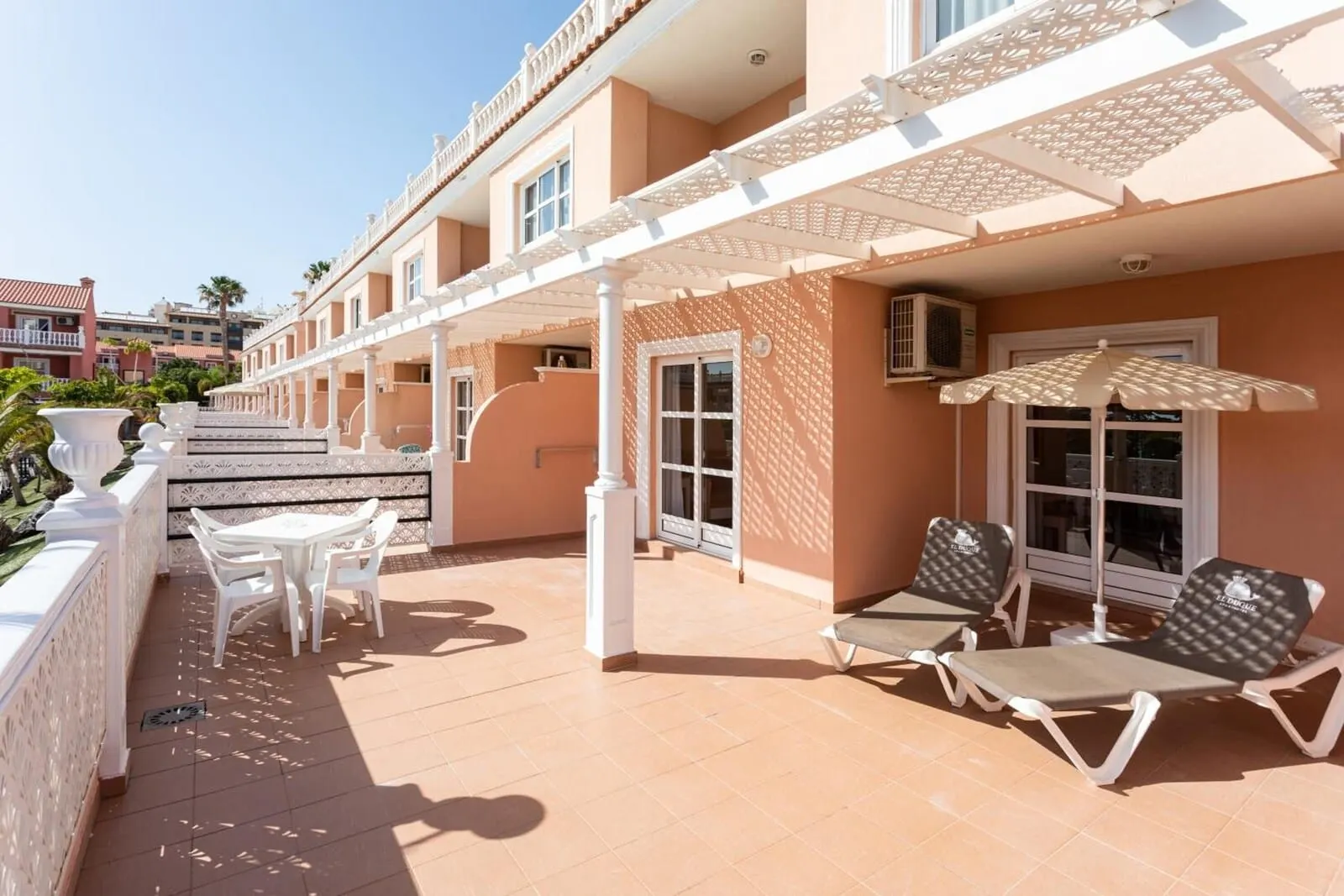 Hotel El Duque: Balcony