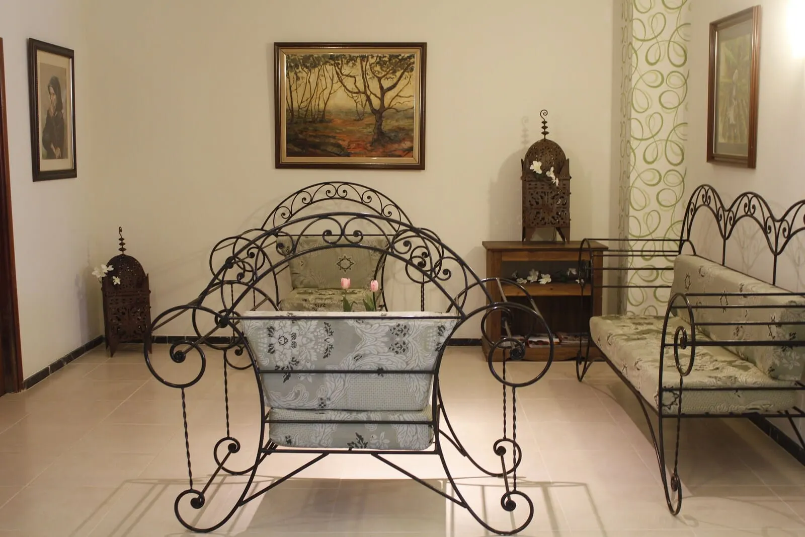 4Dreams Hotel: A room with two metal-framed sofas
