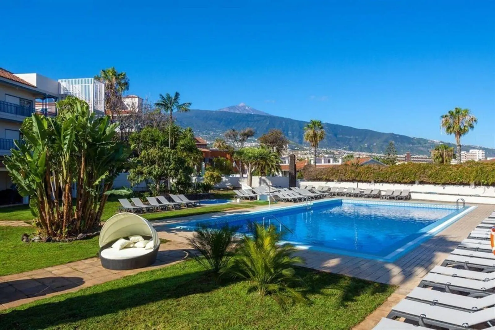 Hotel O7 Tenerife: Pool