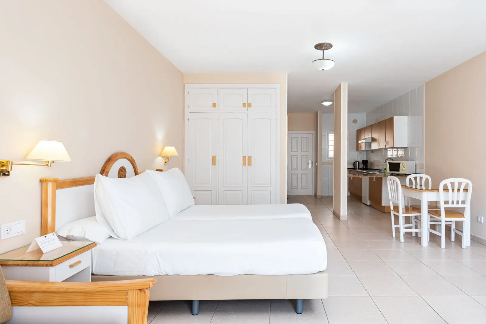 Hotel El Duque: Room